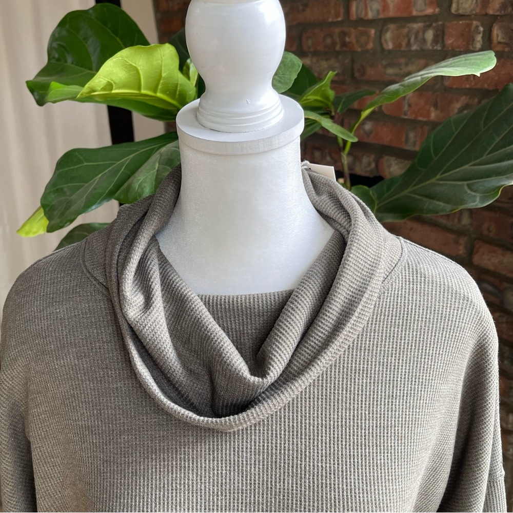 Oversized WAFFLE WEAVE pull over LARGE